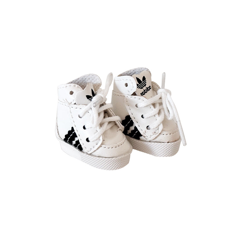 Labubu Outfit - White sneakers