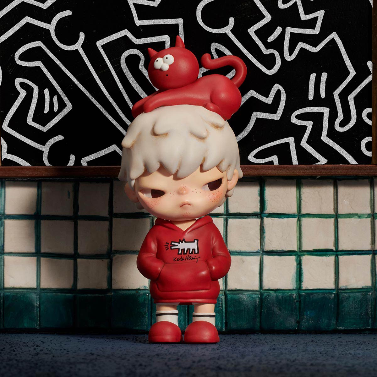 Hirono x Keith Haring Figure