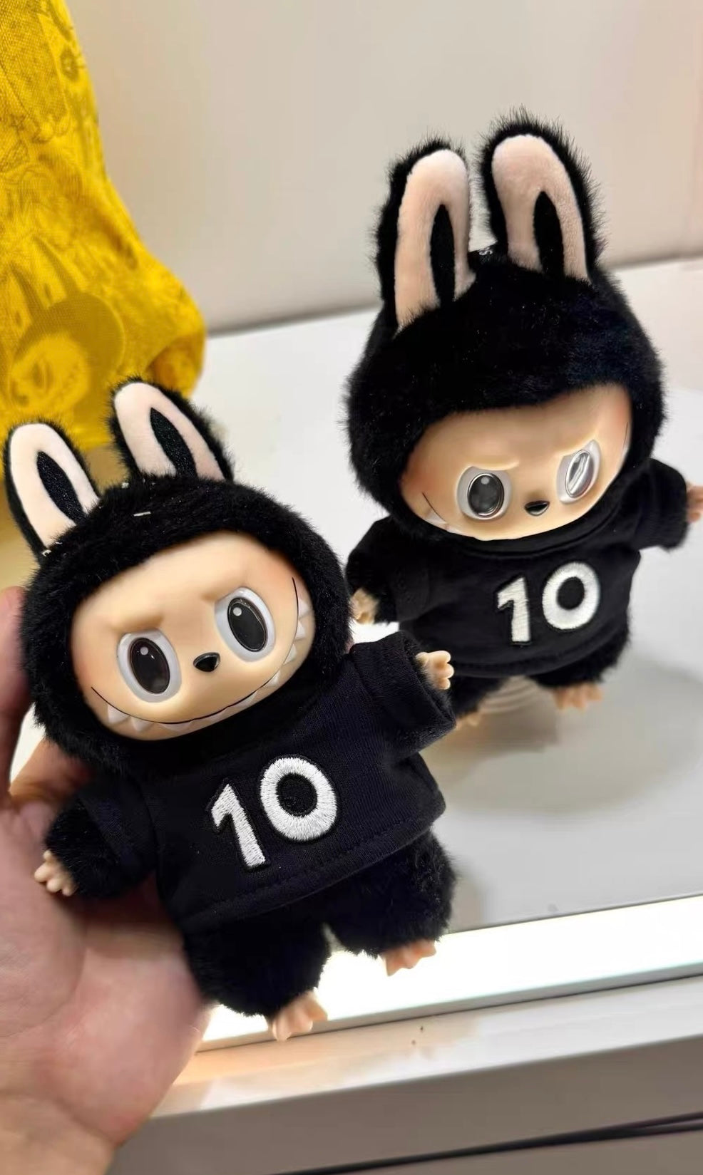 Labubu 10th Anniversary Exhibition Limited Edition Vinyl Plush Pendant